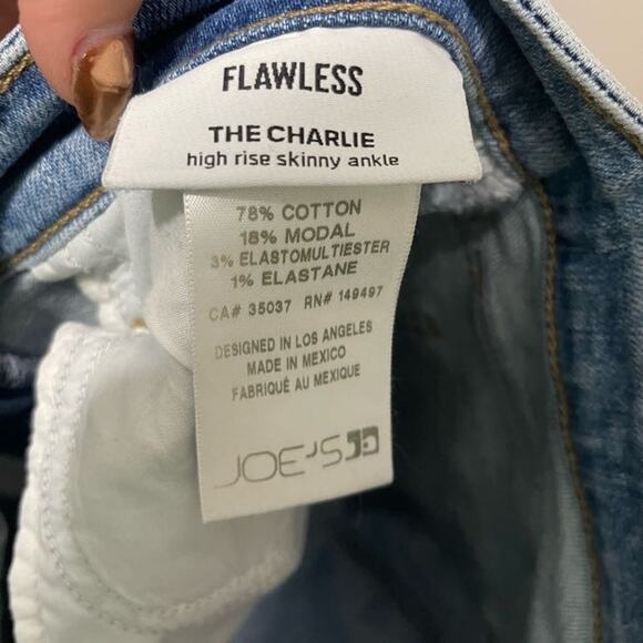Joe's Jeans The Charlie Flawless Distressed High Rise Skinny Jeans‎ - Size 28 - Picture 8 of 10
